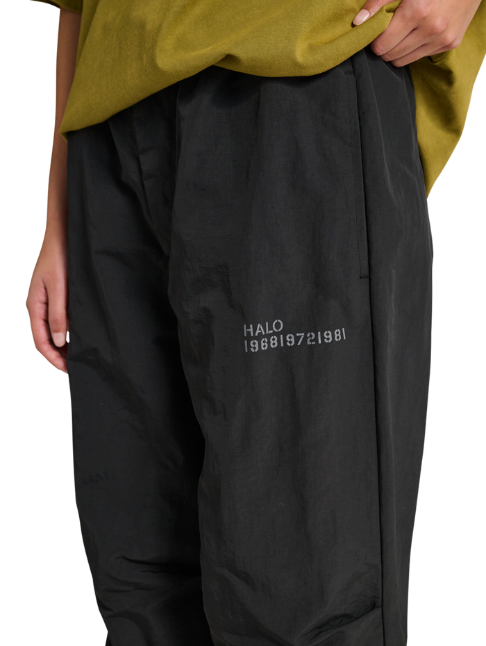 HALO CORDURA BALLON PANT, BLACK, model