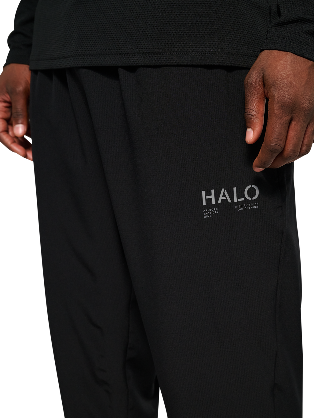 HALO TECH PANTS, BLACK, model