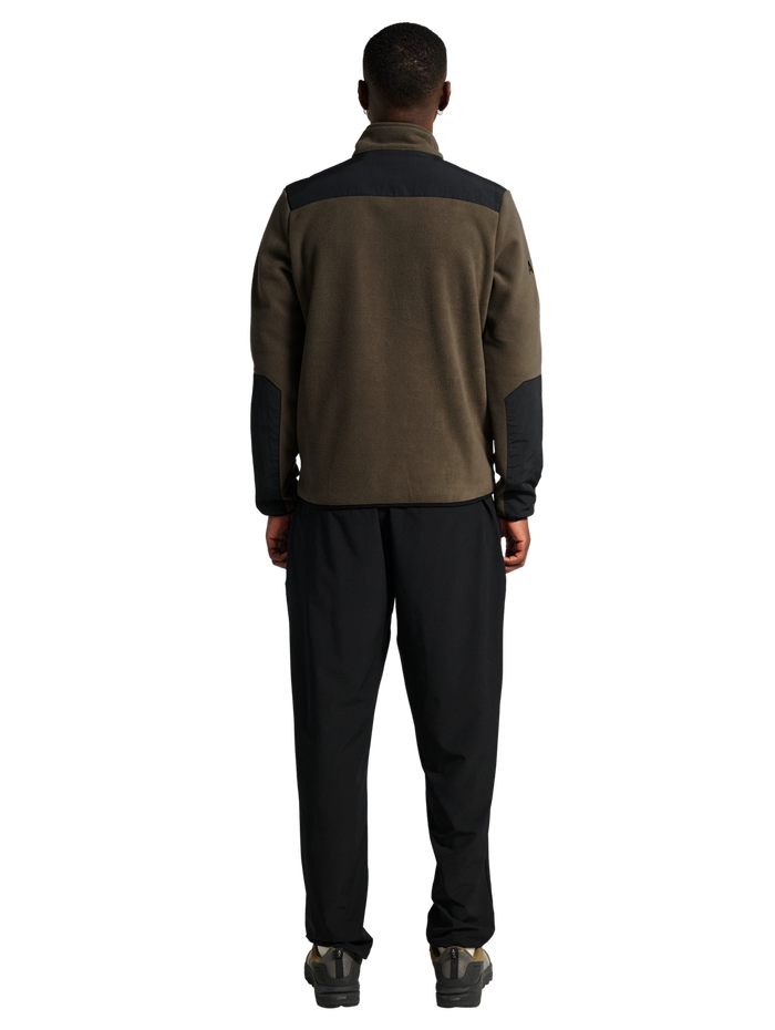 HALO BLOCKED ZIP FLEECE, MAJOR BROWN, model