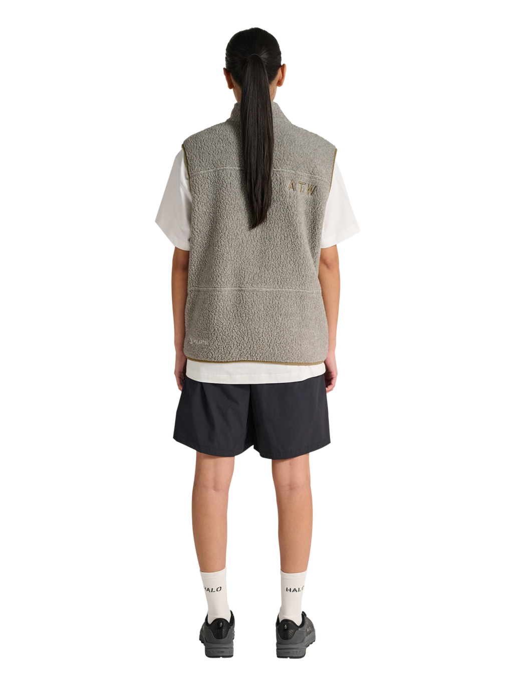 HALO MOVE POLARTEC FLEECE VEST, TURTLEDOVE, model