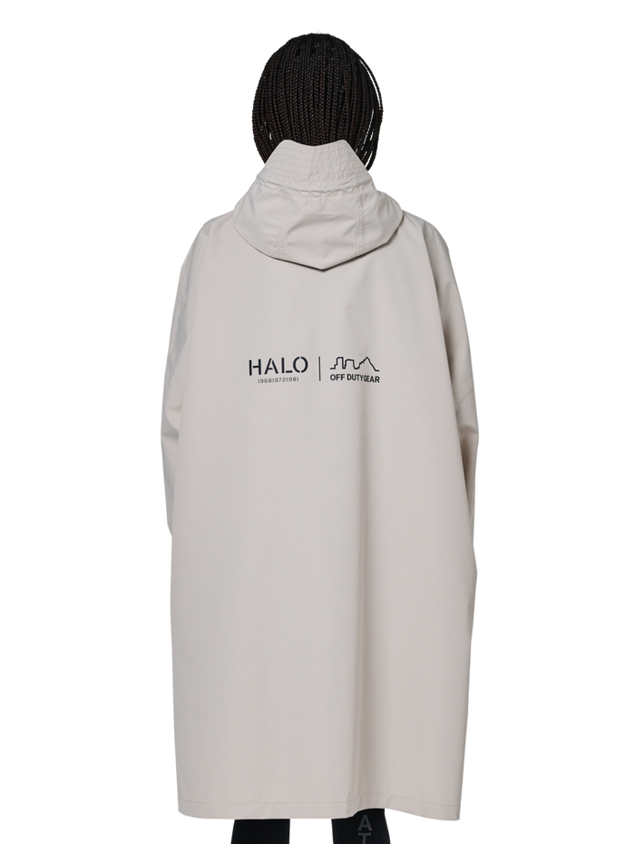 HALO RAINCOVER, SILVER LINING, model