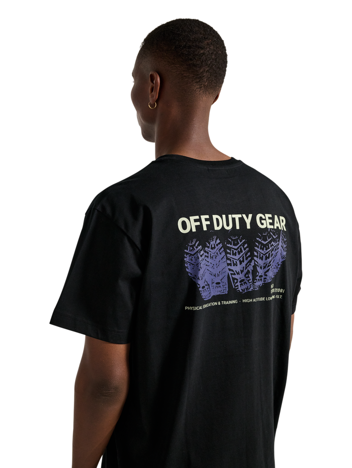 HALO GRAPHIC T-SHIRT, BLACK/FOG GREEN, model