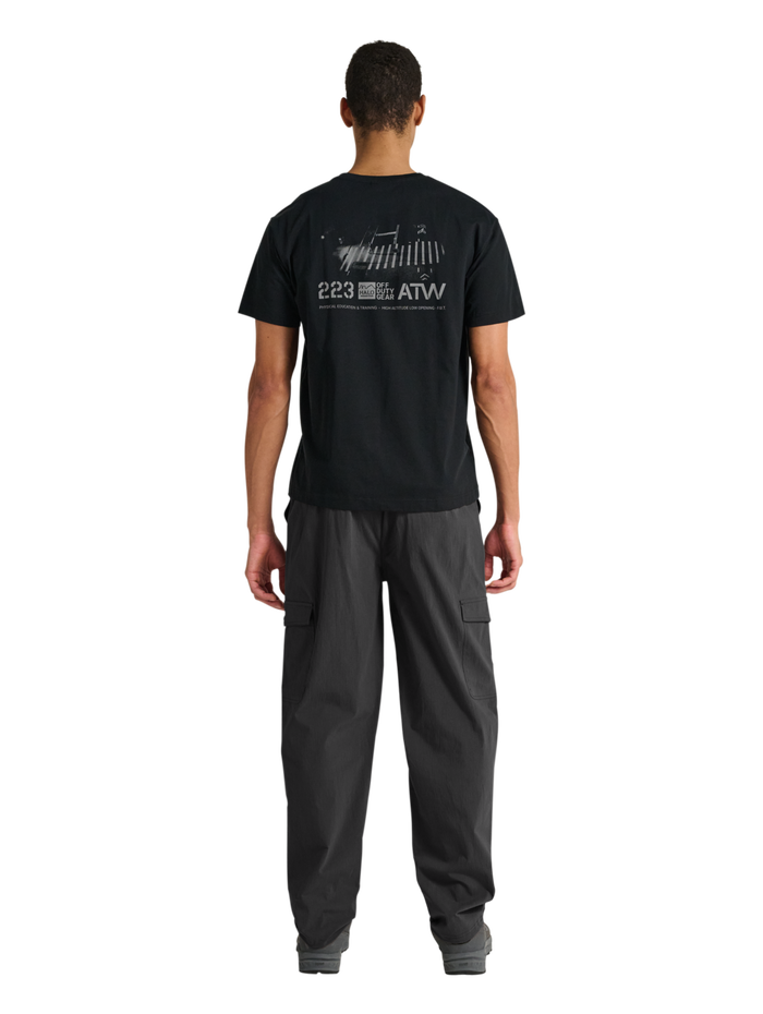 HALO NOVA PANTS, RAVEN, model