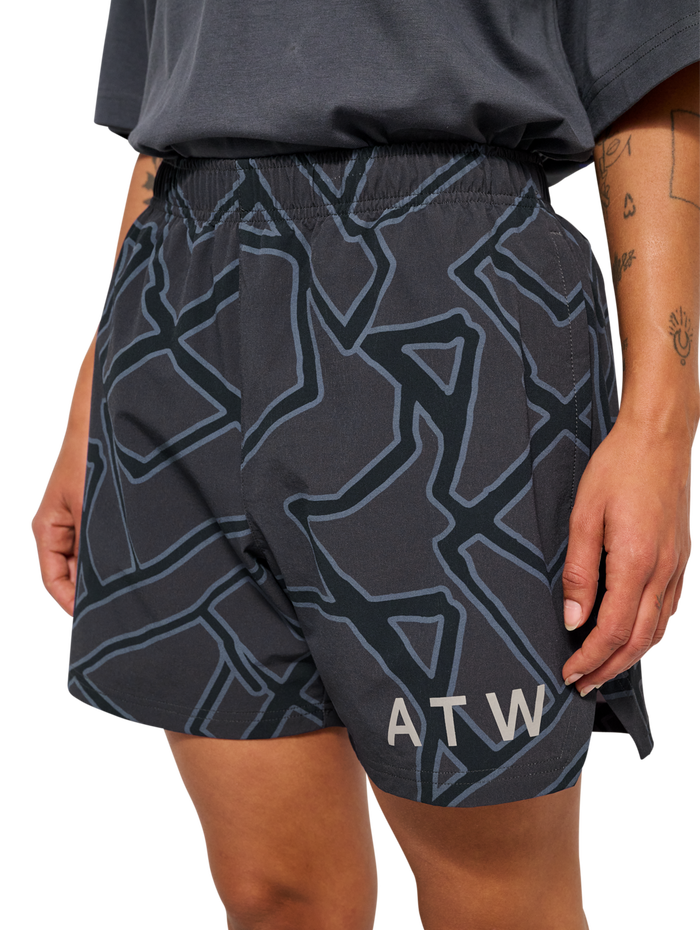 HALO SHORTS, TURBULENCE, model