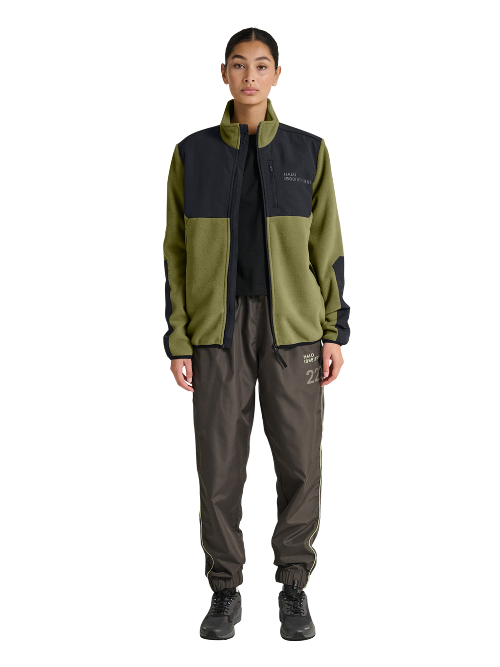 HALO BLOCKED ZIP FLEECE, OLIVE DRAB, model
