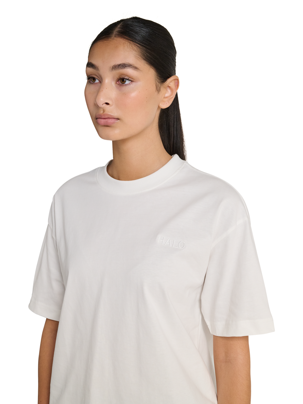 HALO WOMEN LOGO T-SHIRT, MARSHMALLOW, model