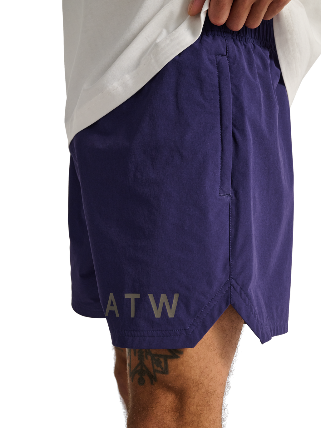 HALO SHORTS, ASTRAL AURA, model