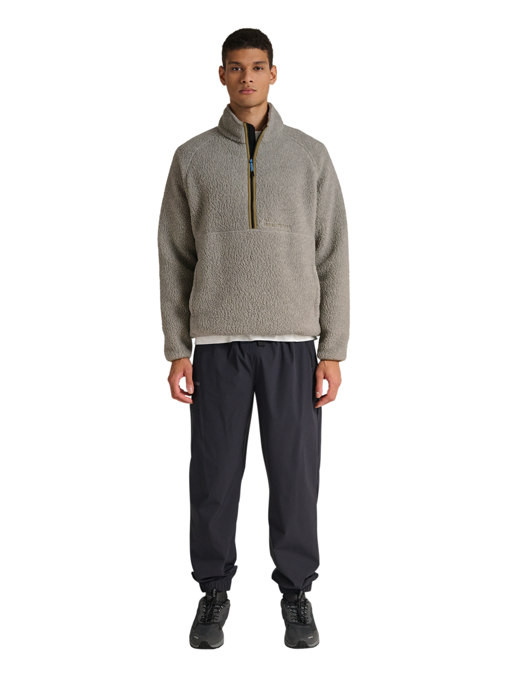HALO MOVE POLARTEC FLEECE PULLOVER, TURTLEDOVE, model
