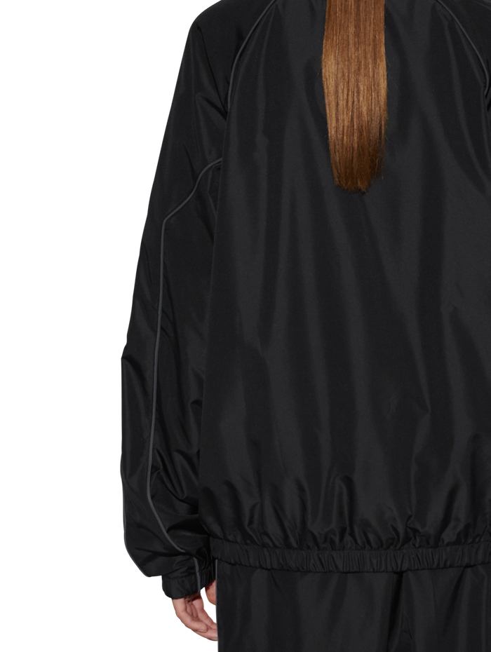 HALO TRACKSUIT  JACKET, BLACK, model