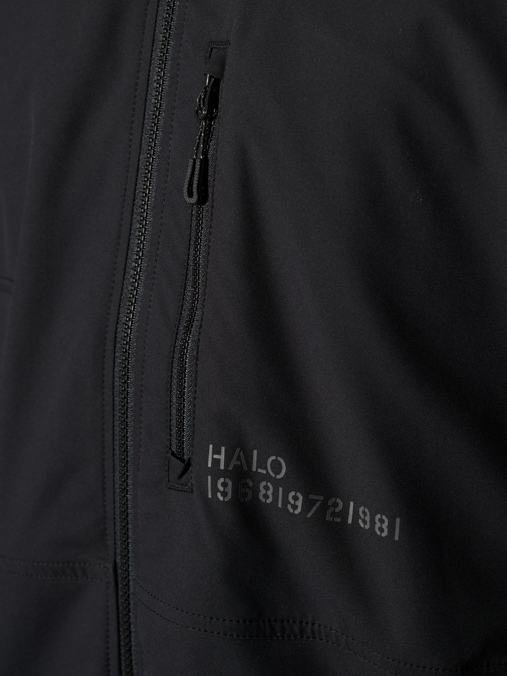 HALO ENFORCER OVERSHIRT, BLACK, model