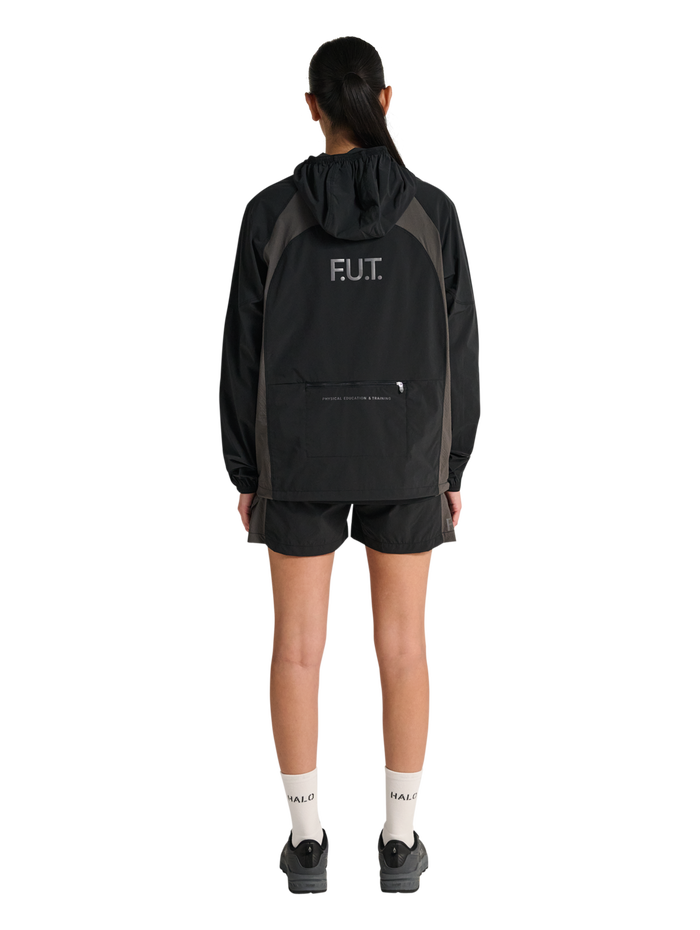 HALO DIVISION JACKET, BLACK, model