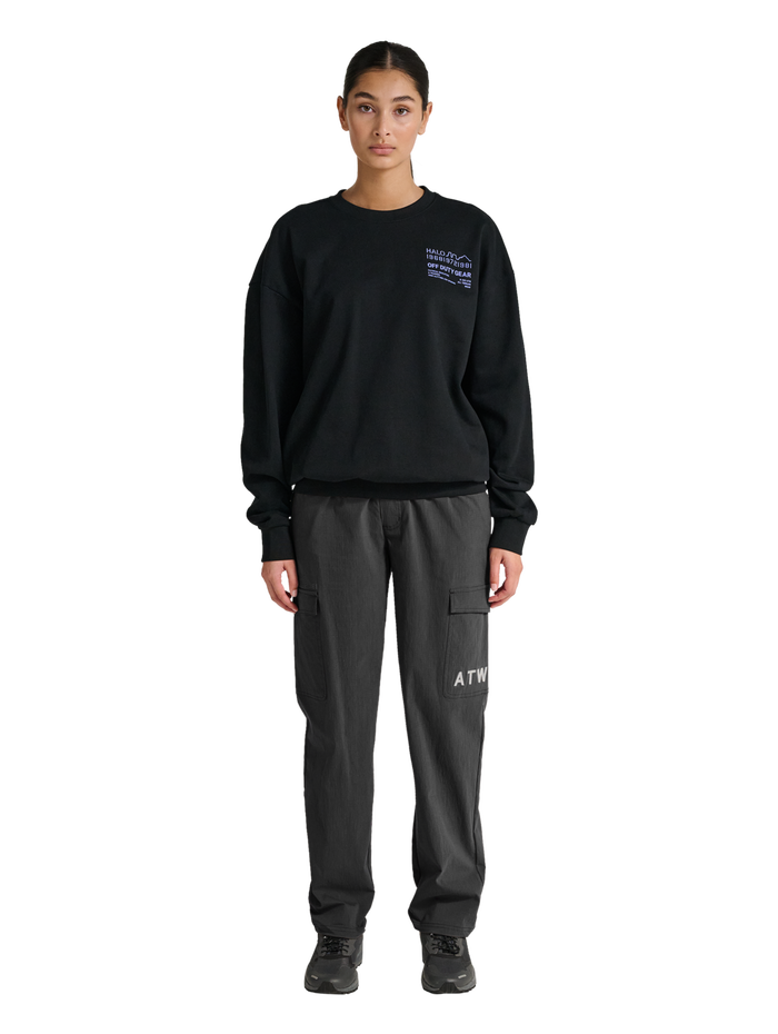 HALO NOVA PANTS, RAVEN, model