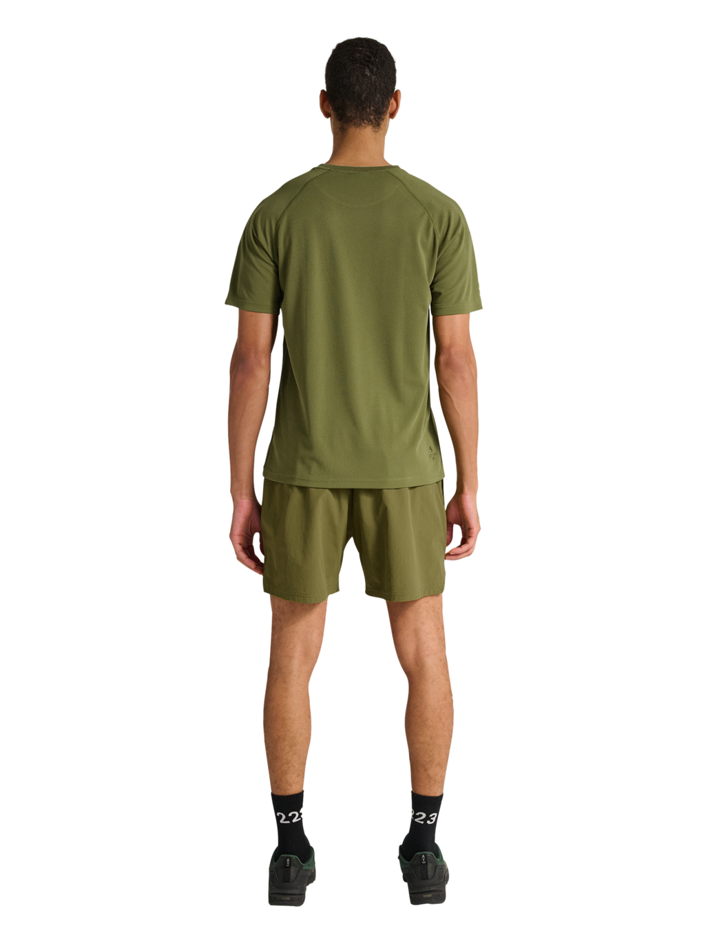 HALO SORONA T-SHIRT, OLIVE DRAB, model