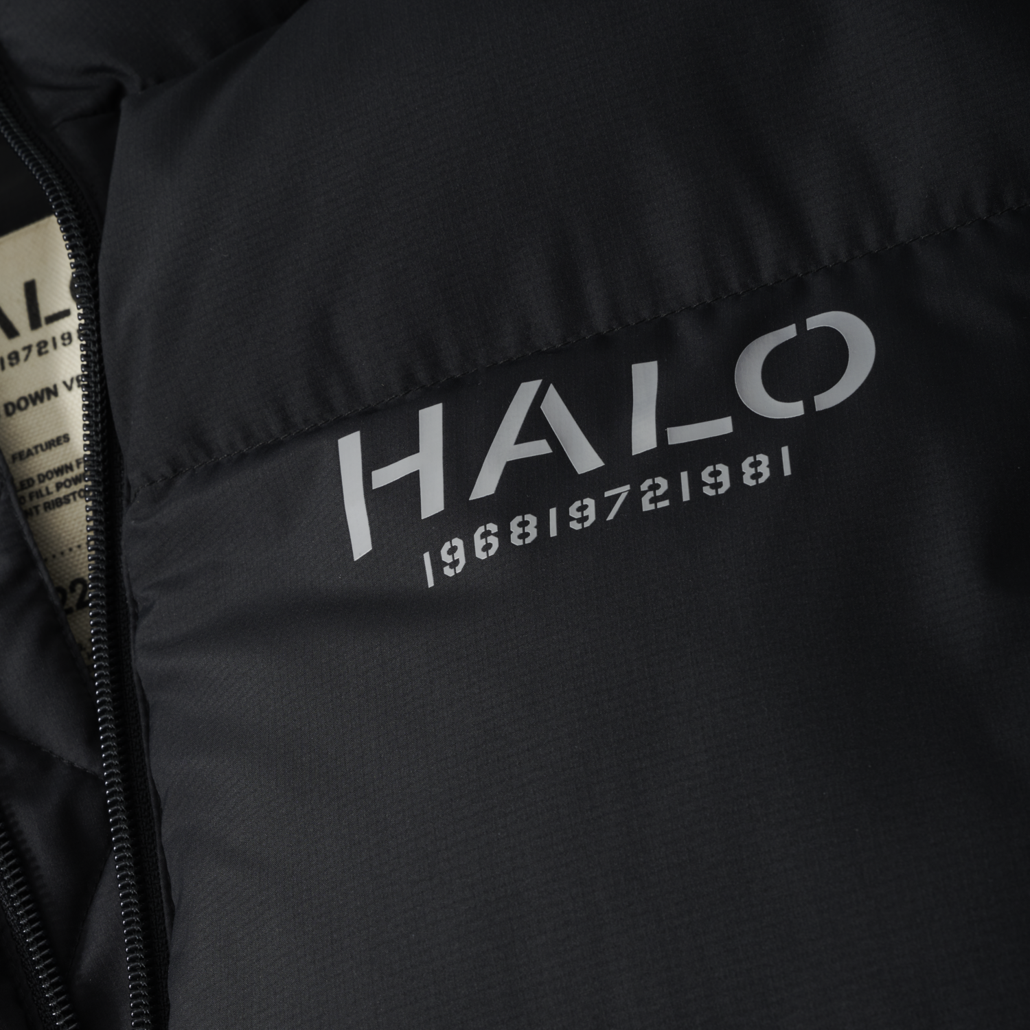 HALO DOWN VEST, 2001, packshot