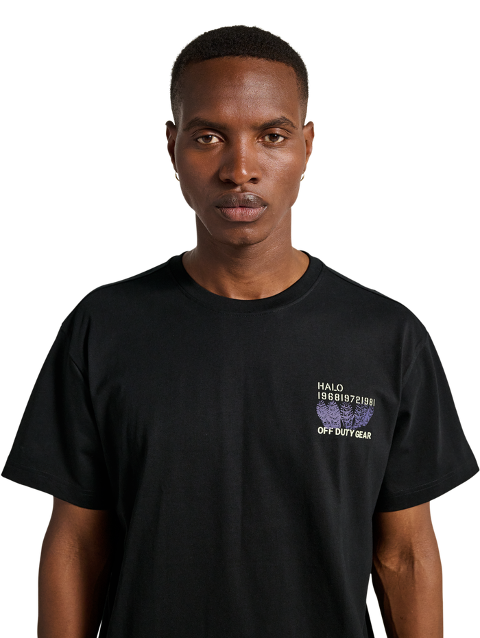 HALO GRAPHIC T-SHIRT, BLACK/FOG GREEN, model