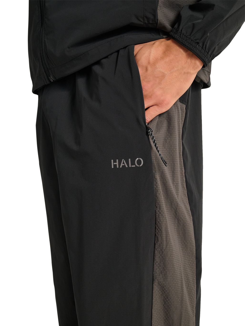 HALO DIVISION PANTS, BLACK, model