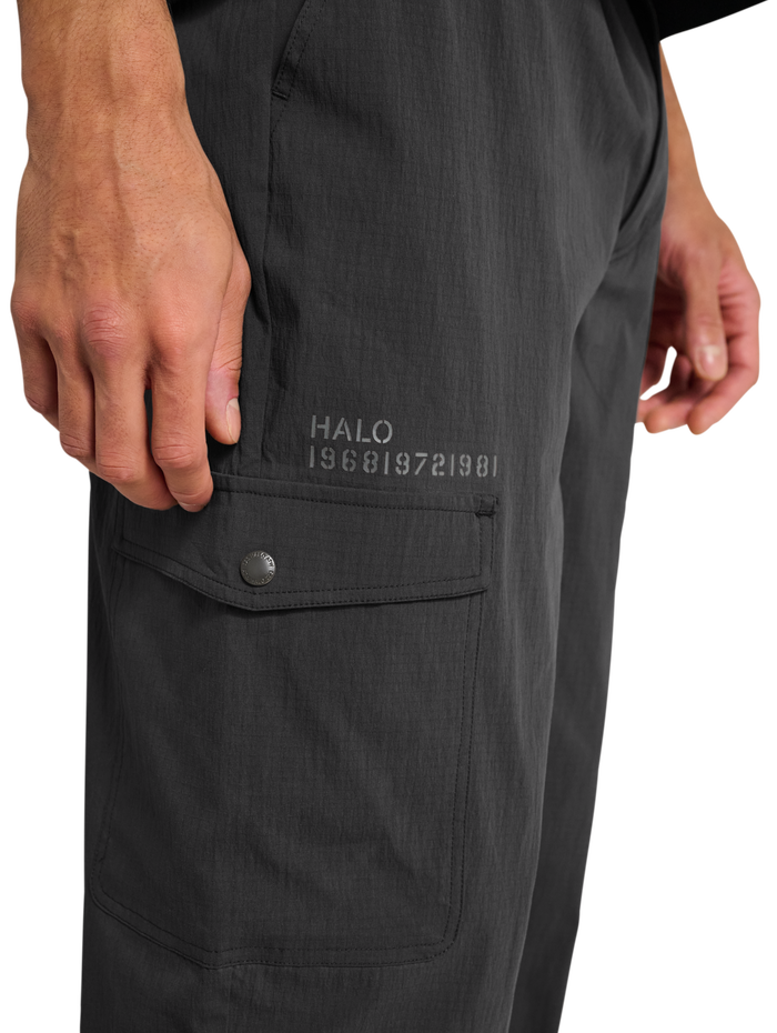 HALO NOVA PANTS, RAVEN, model