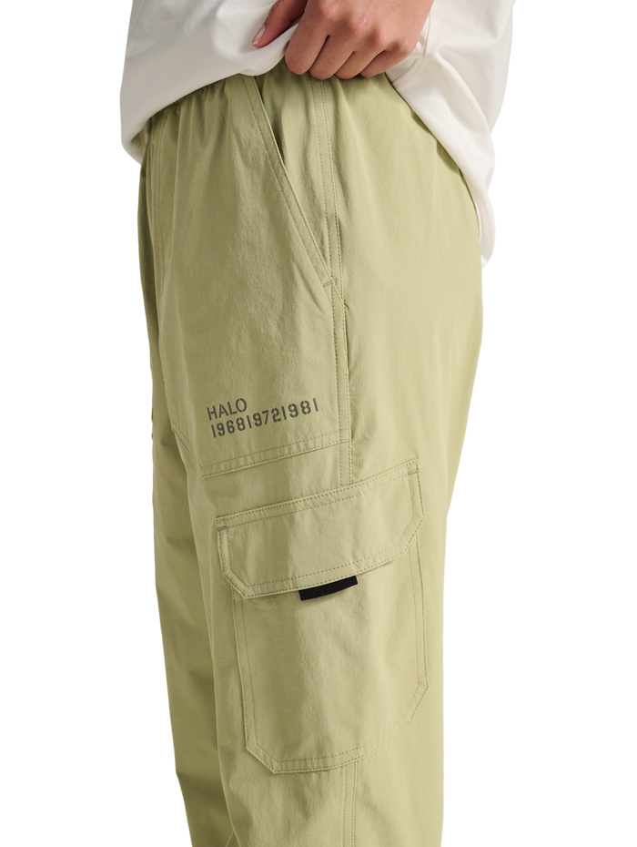 HALO TRAIL PANTS, ELM, model