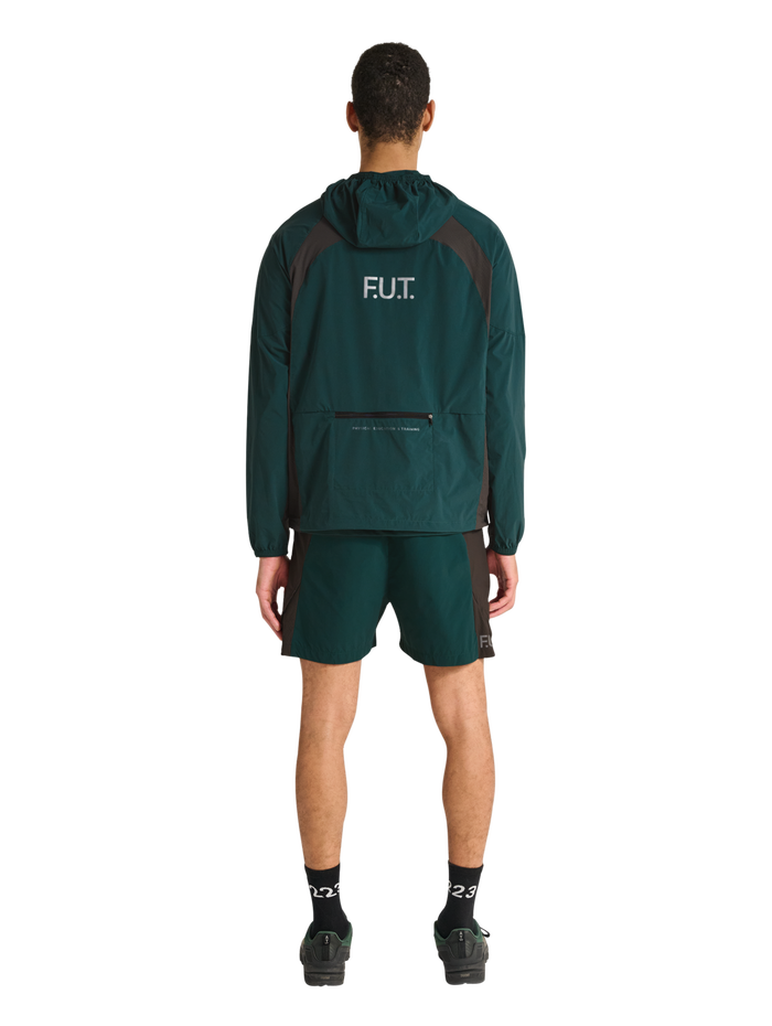 HALO DIVISION JACKET, SEA MOSS, model