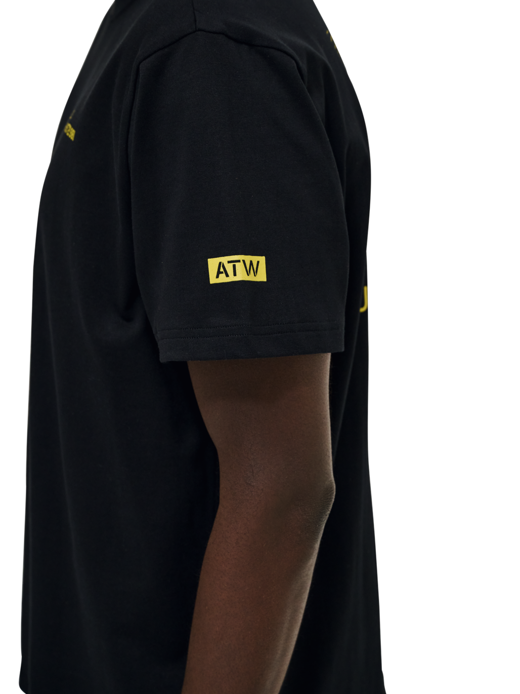 HALO GRAPHIC T-SHIRT, BLACK/WARM OLIVE, model