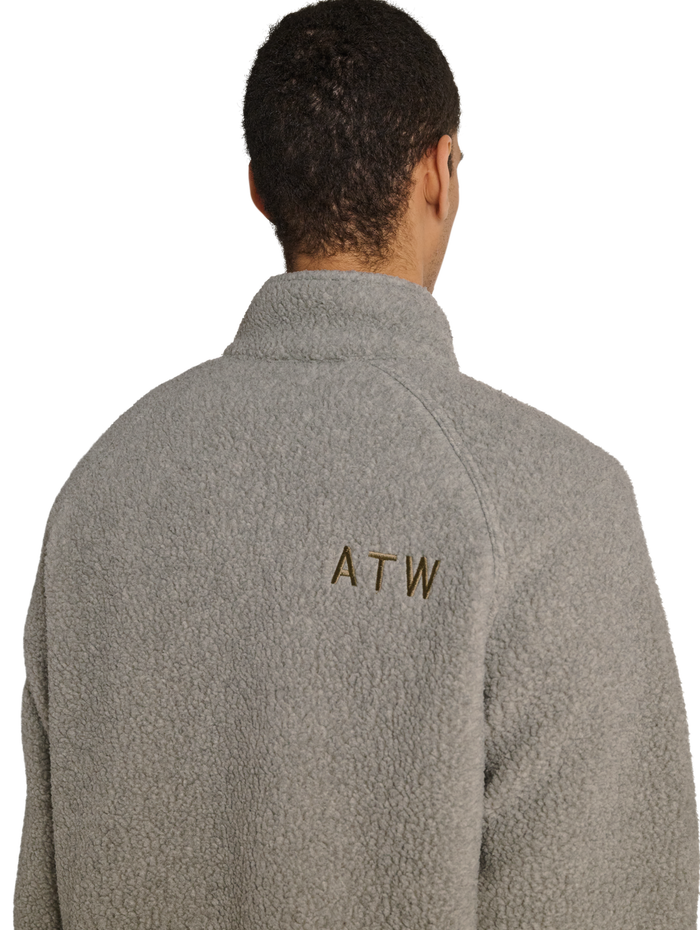 HALO MOVE POLARTEC FLEECE PULLOVER, TURTLEDOVE, model