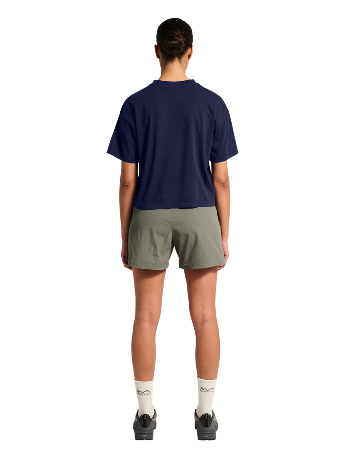 HALO WOMEN LOGO T-SHIRT 2.0, ASTRAL AURA, model