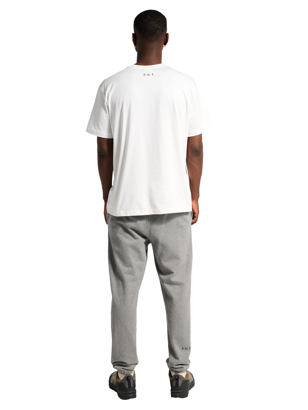 HALO ESSENTIAL T-SHIRT, BRIGHT WHITE, model