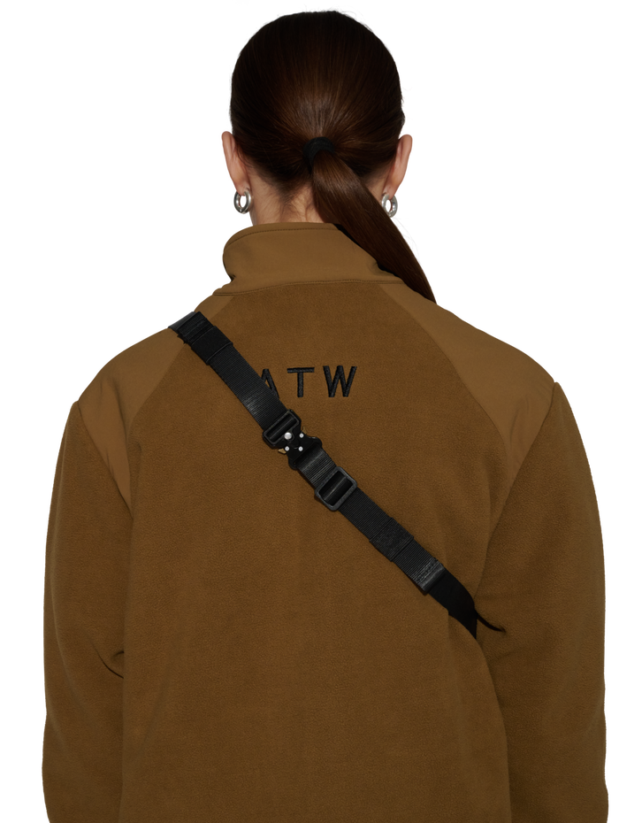 HALO CROSSBODY BAG, BLACK, model