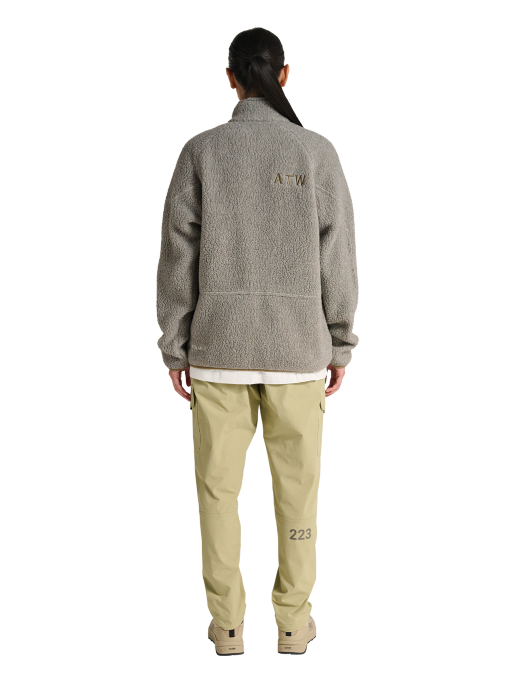 HALO MOVE POLARTEC FLEECE JACKET, TURTLEDOVE, model