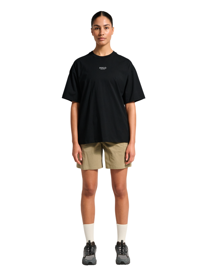 HALO GRAPHIC BOXY T-SHIRT, BLACK/SILVER/SPRING BOQUET, model
