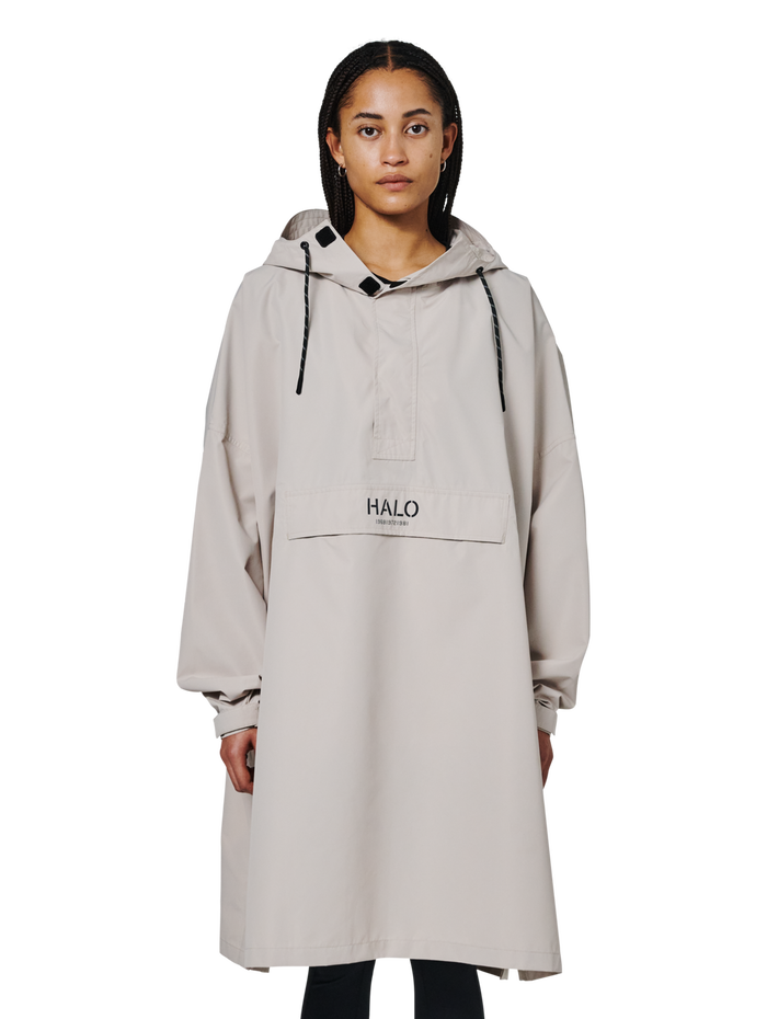 HALO RAINCOVER, SILVER LINING, model