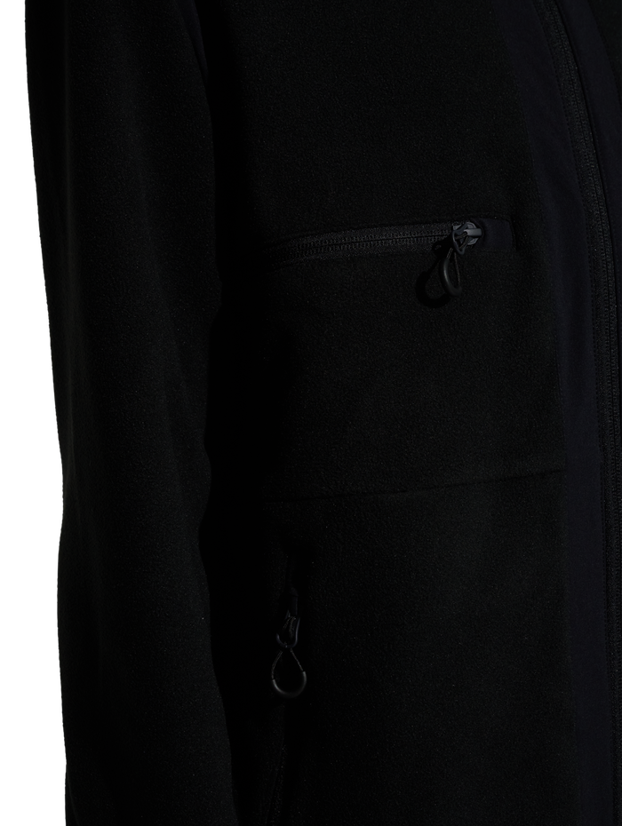 HALO PANELED FLEECE JACKET, BLACK, model