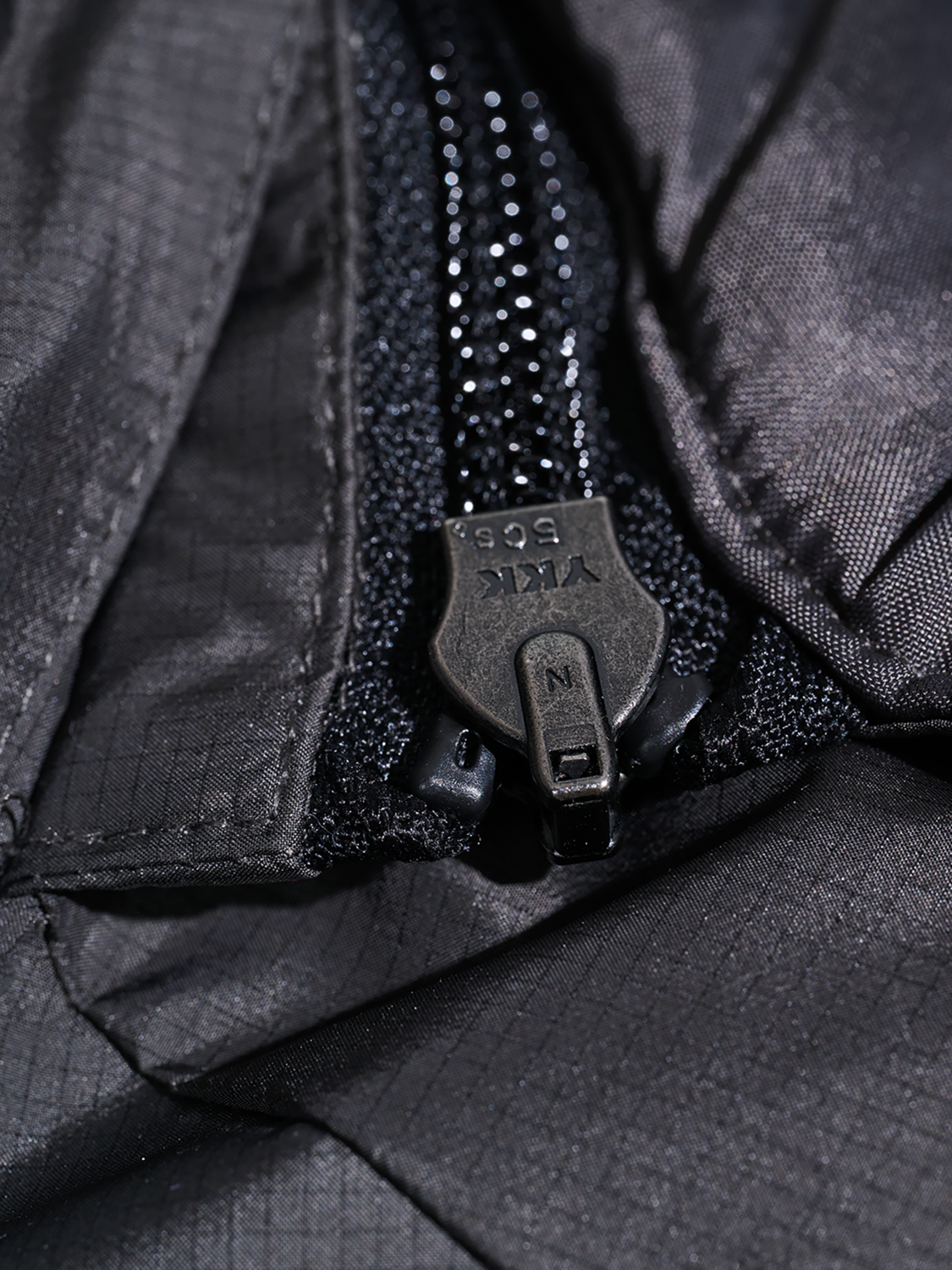 HALO SHIELD THERMOLITE PARKA, RAVEN, packshot