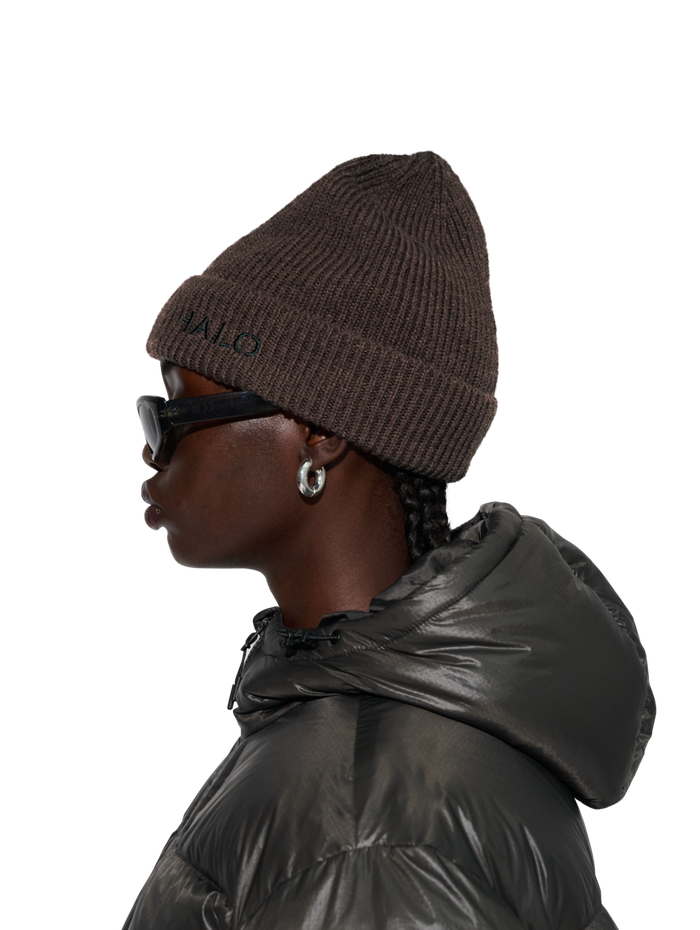 HALO WOOL MIX BEANIE, BRACKEN, model
