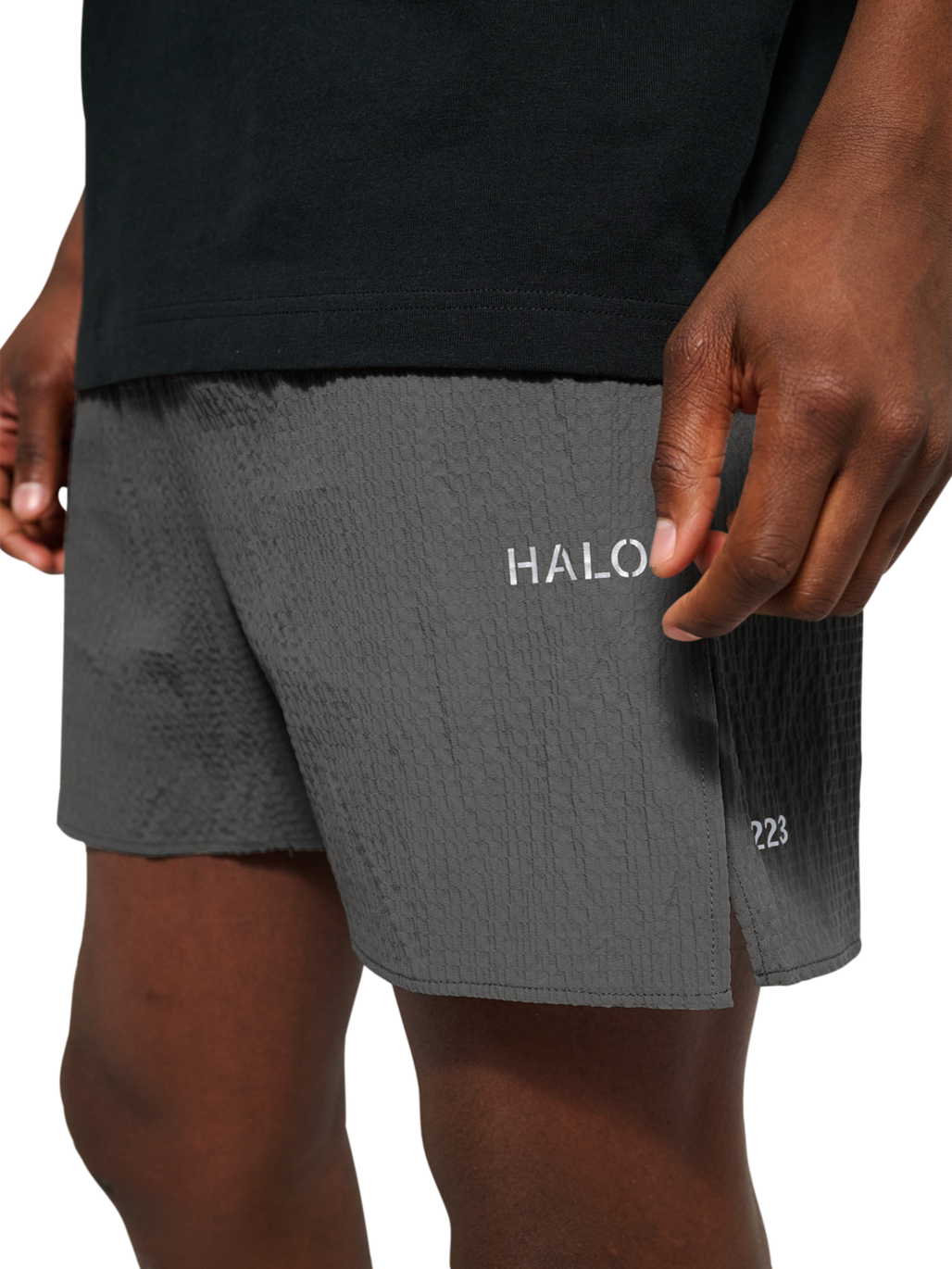 HALO WAFFLE TECH SHORTS, GUNMETAL, model