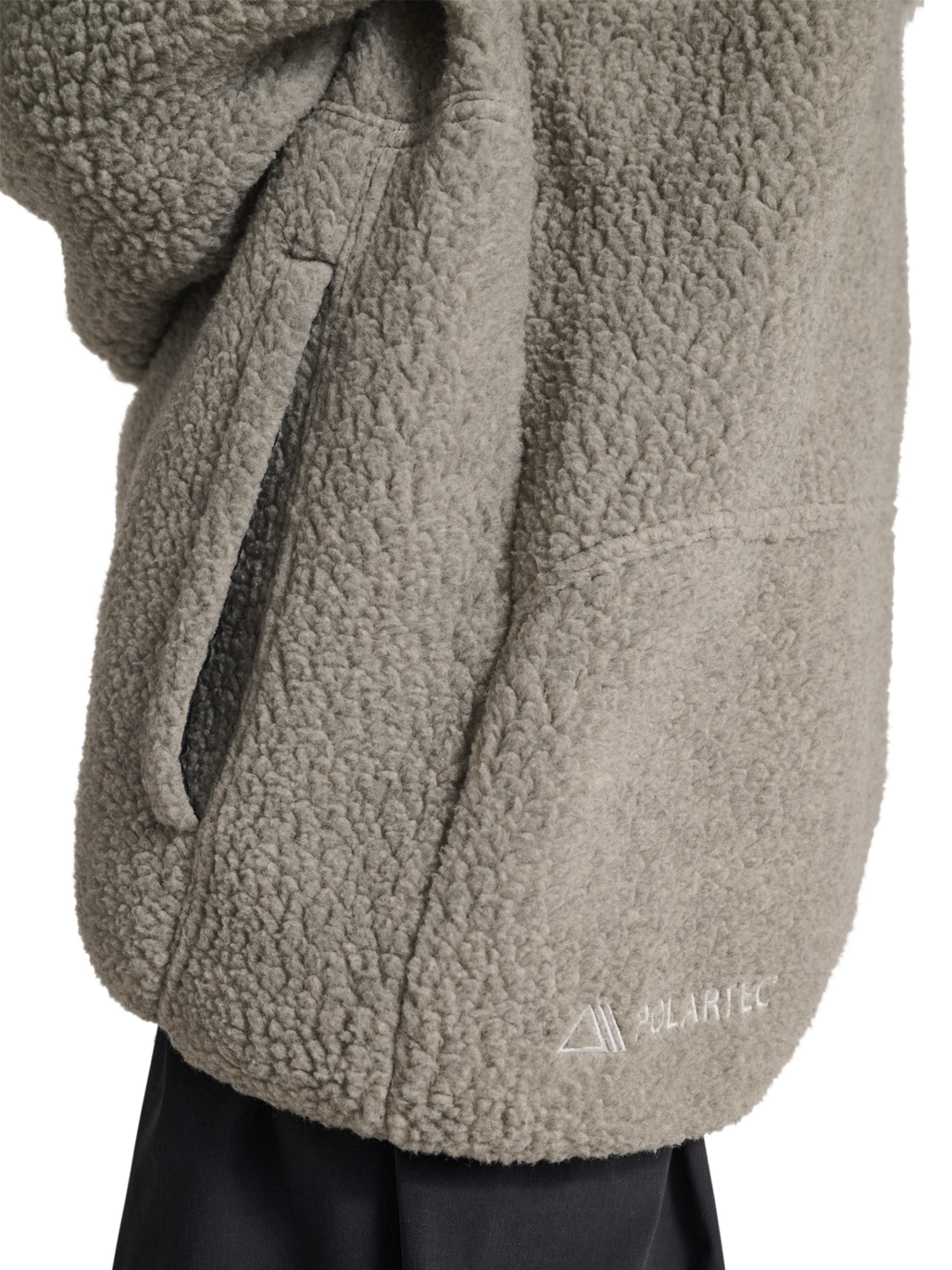 HALO MOVE POLARTEC FLEECE PULLOVER, TURTLEDOVE, model