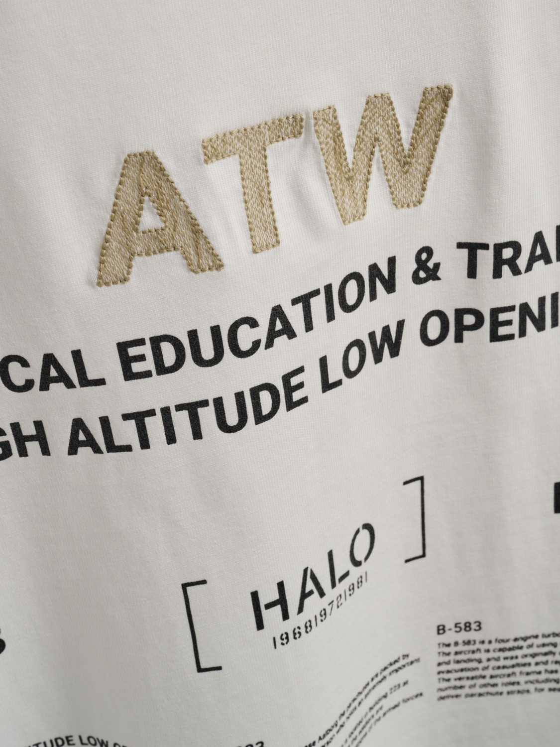 HALO GRAPHIC T-SHIRT, MARSHMALLOW/BLACK, packshot