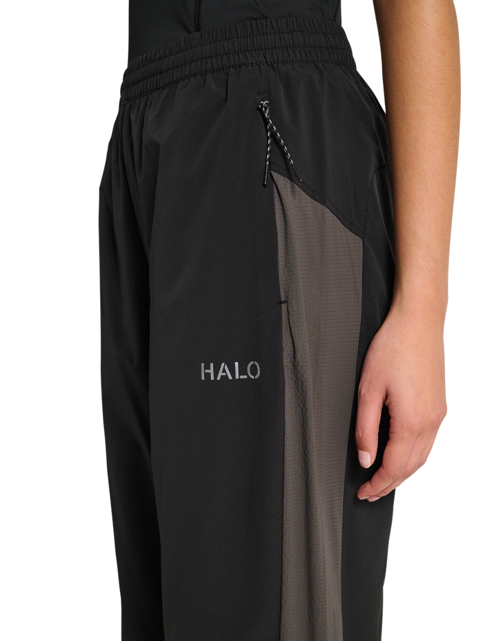 HALO DIVISION PANTS, BLACK, model